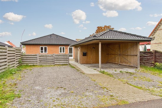 Villaen på Fjordvej 1B