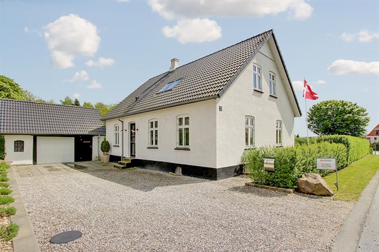 Villaen på Kirkevej 2