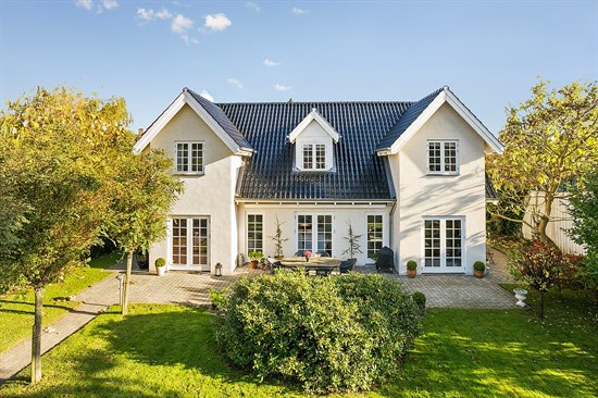 Løvsangervej 9