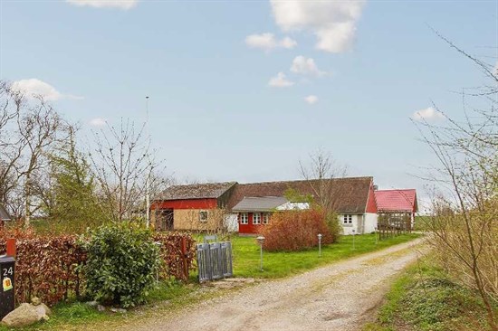 Staslundevej 24