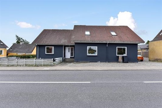 Stationsvej 21