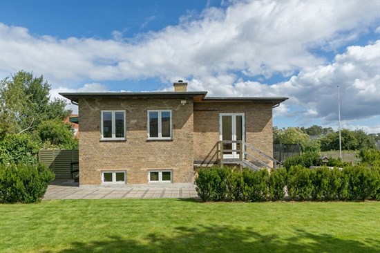Villaen på Ericavej 141
