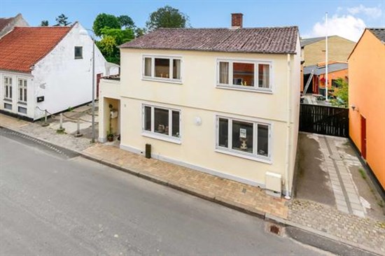 Villaen på Østerbrogade 8