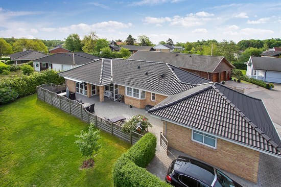 Villaen på Ll Karlsmindevej 42