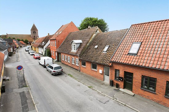 Langgade 27