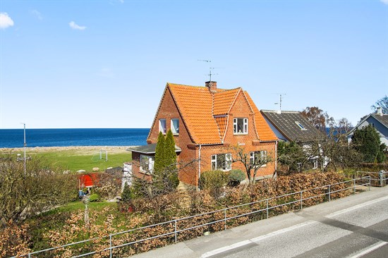 Sdr. Strandvej 13