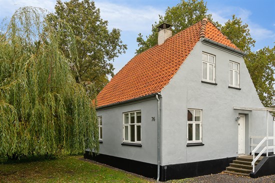 Hovedgaden 76
