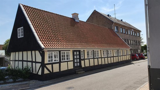 Naffet 46