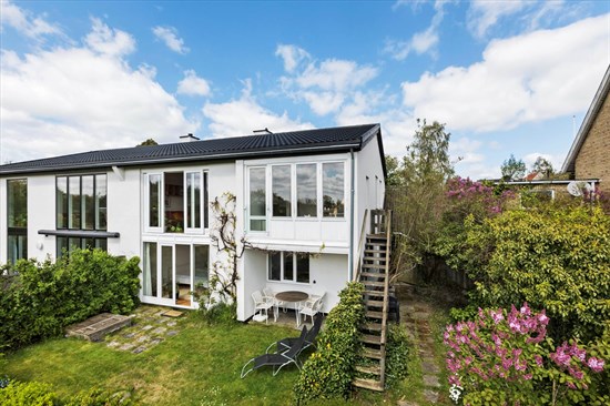 Helleskrænten 21