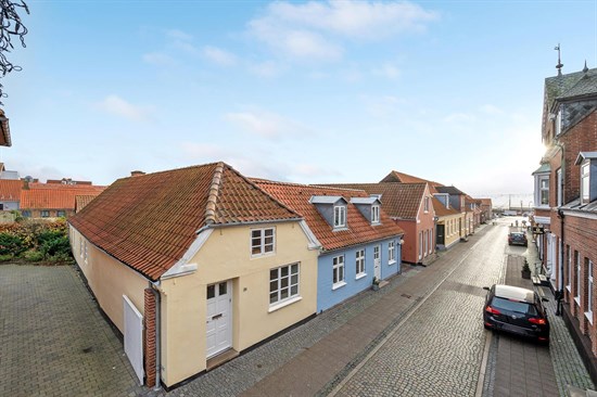 V Strandgade 21