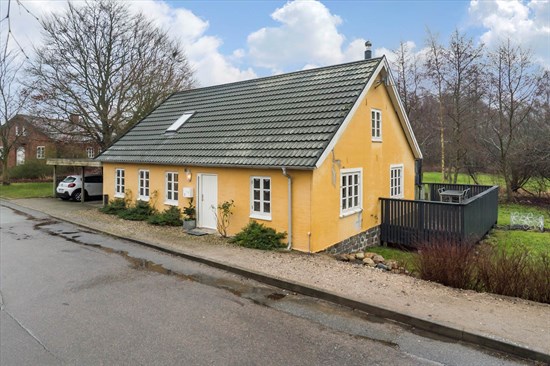 Ågade 2