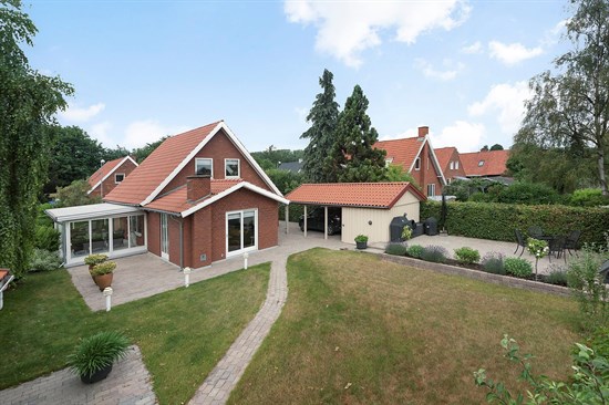 Villaen på Irisvej 2