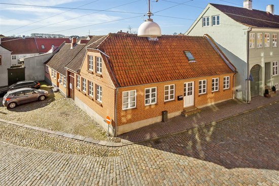 Slotsgade 26