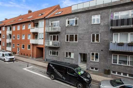 Brogade 27, 1. th