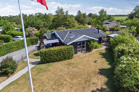 Rødhalsevej 18