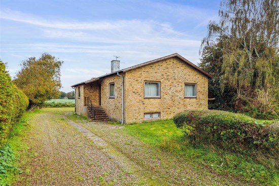 Kertevej 6