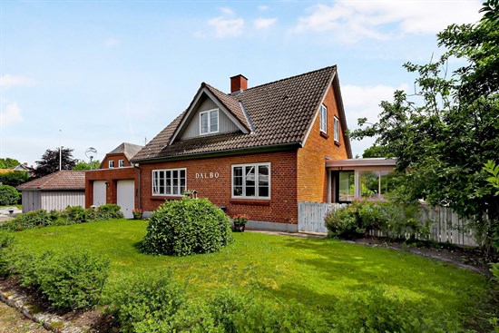 Ulstrup Skovvej 1, Sdr Vinge