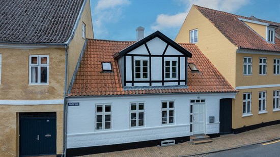 Klostergade 35