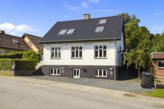 Gadebakken 12, Virring