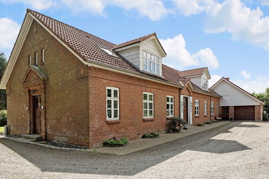 Ravnholtvej 24, Lindved