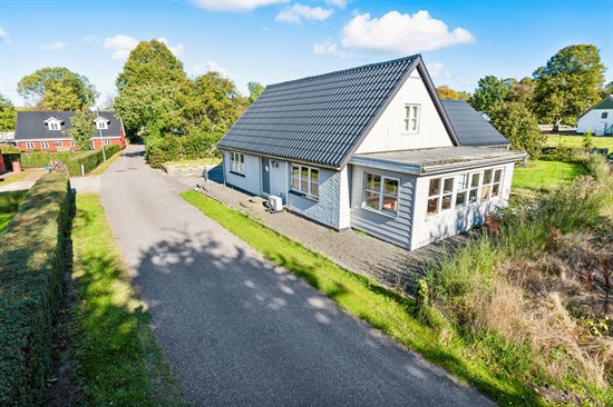 Udbyvej 10, Udby