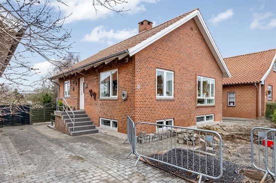 Balstrupvej 21