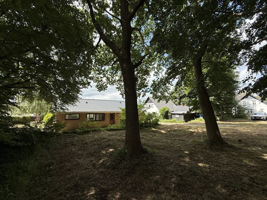 Vesterled 10, Laurbjerg