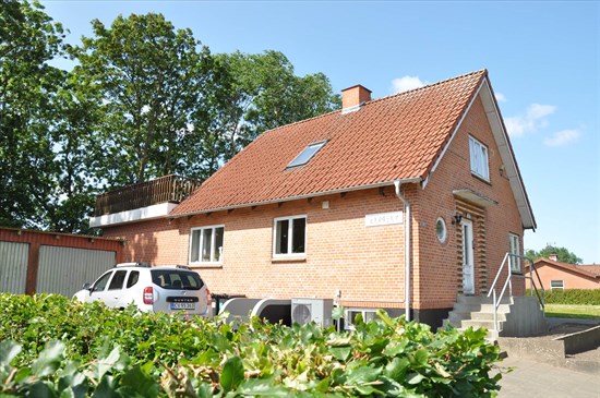 Hus – Farsø
