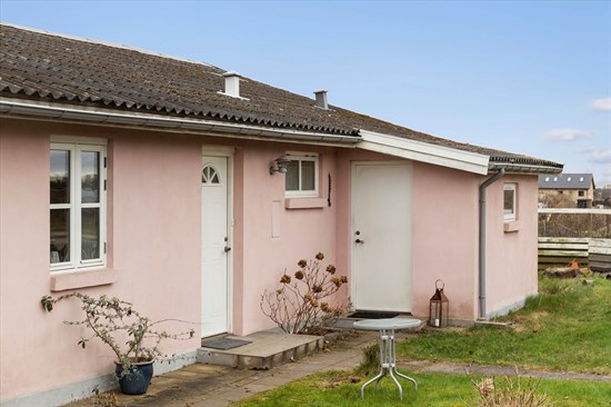 Erantisvænget 2