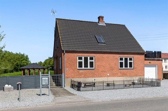 Udbyhøjvej 653, Råby