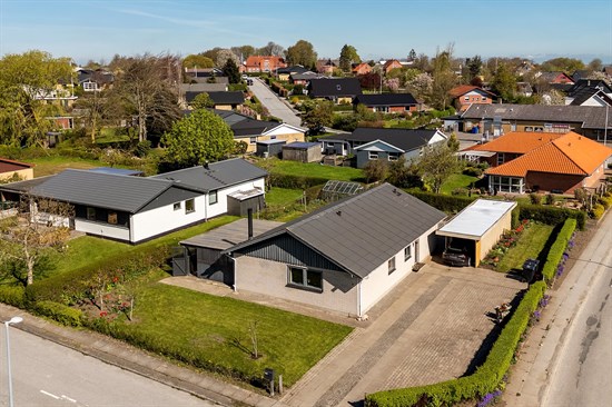 Silkehøj 2, Virring