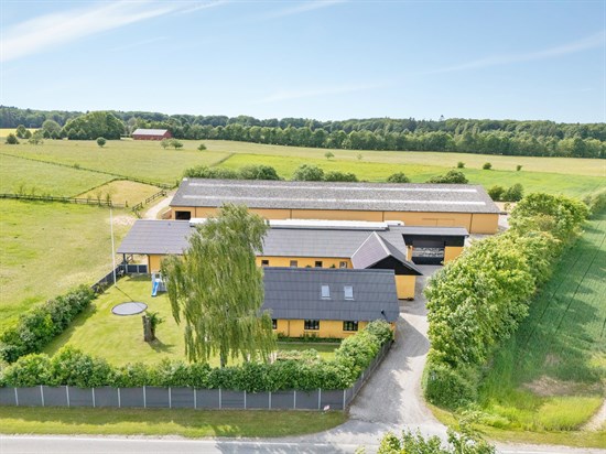 Låsbyvej 95, Hårby