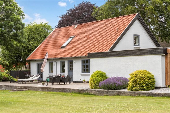 Grenåvej 34, Essig