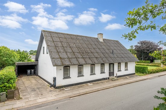 House, 125 m², land 260 m²