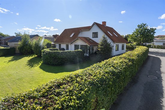Karolinelundsvej 2