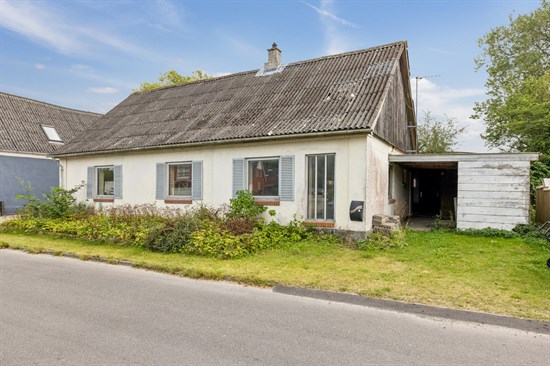 Lystrupvej 12, Lystrup