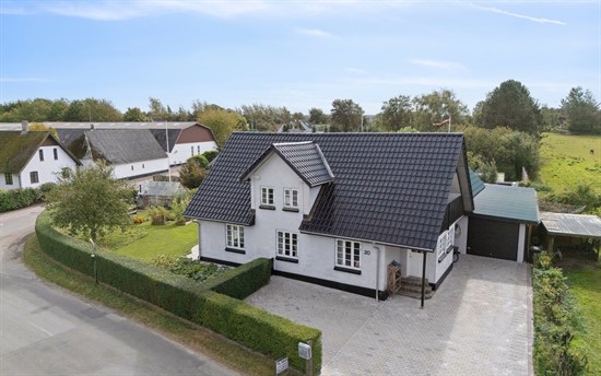 Kuća, 172 m², zemljište 1065 m²
