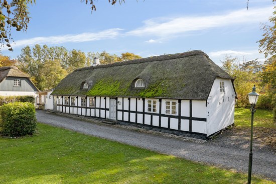Dyssehøjvej 2, Jennum