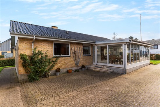 Østervang 11, Spørring