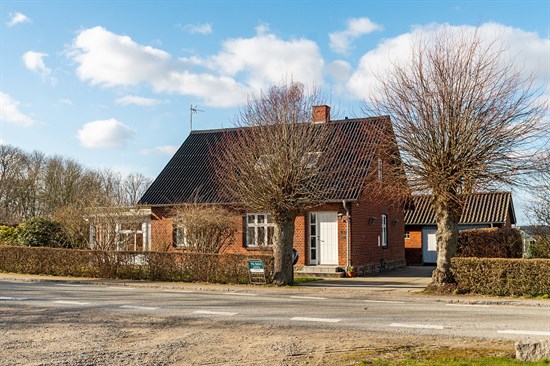 Testrupvej 102, Testrup