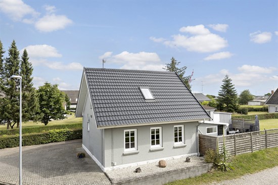 Vandbækvej 27, Uggelhuse