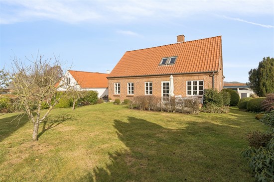 Hovedgaden 14