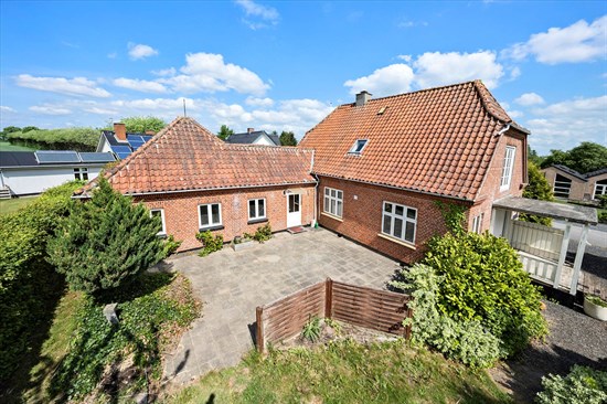 Trekanten 1, Sjørslev