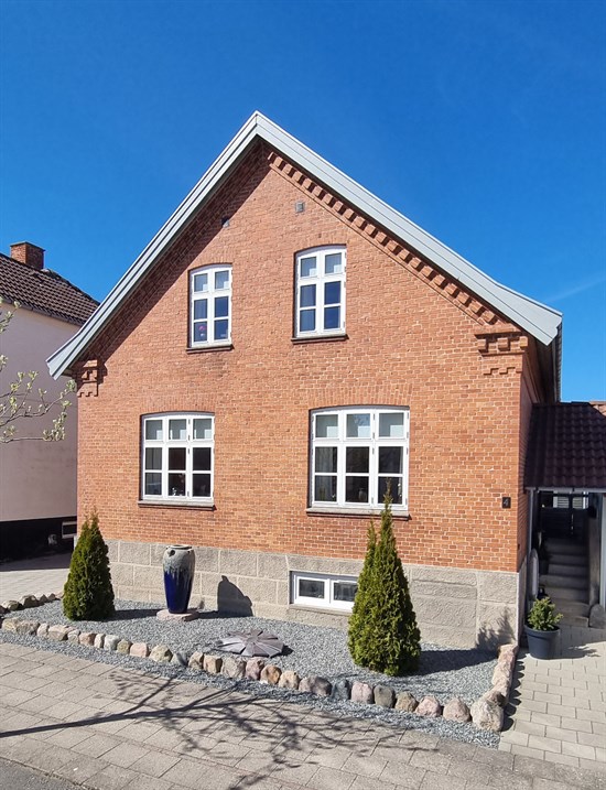 Skolegade 4