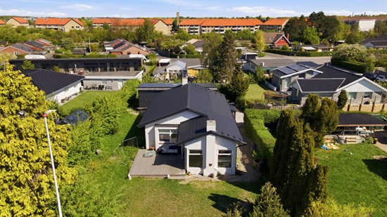 Casa, 186 m², terreno 930 m²