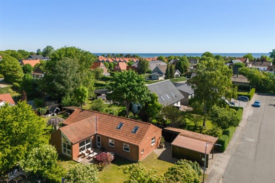 Hus – Sæby, Agerledet