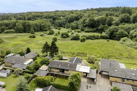 Hiša, 156 m², zemljišče 735 m²
