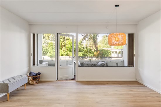 Appartamento 1 locali, 67 m²