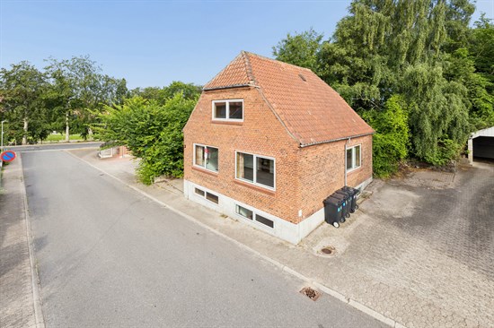 Hus – Aars