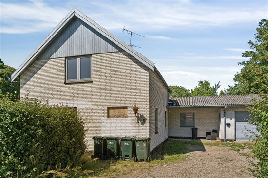 Dar, 101 m², art 690 m²